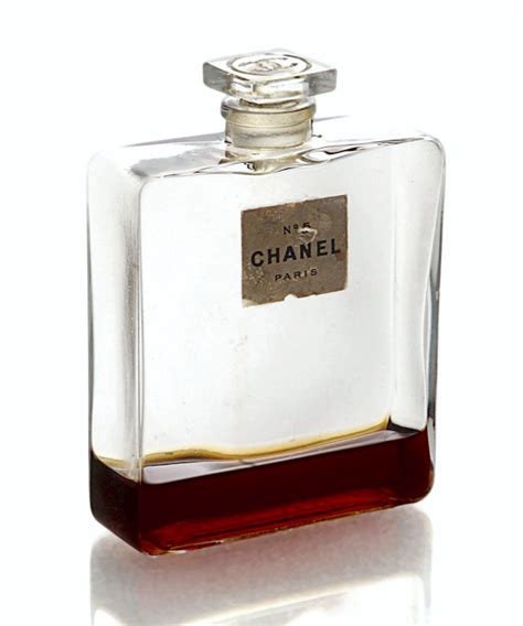 chanel number 5 water bottle|chanel no 5 first bottle.